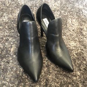 Steve Madden size 5.5 heels black leather!